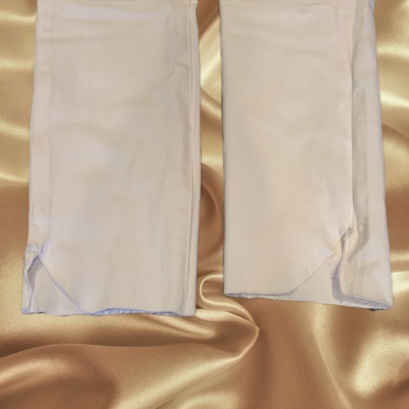 GOOD AMERICAN white raw hem good legs jeans - Picture 8 of 8